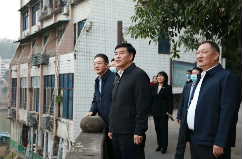 鄧勇率隊(duì)赴瀘州開展2022年度省級河湖長巡河工作